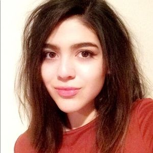 Meet your Posher, Araceli